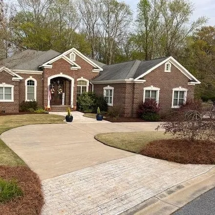 Buy this 5 bed house on 3634 Fair Oaks Court in Greenville, NC 27834