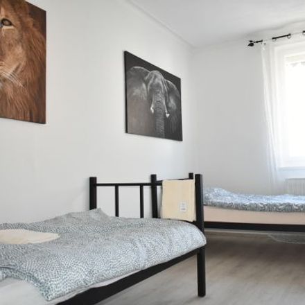 Rent this 3 bed apartment on Kirchtalstraße 24 in 70435 Stuttgart, Germany