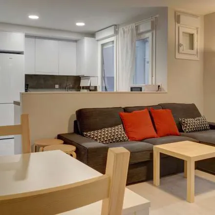 Rent this 4 bed apartment on Calle Juan José Lorente in 54, 50005 Zaragoza