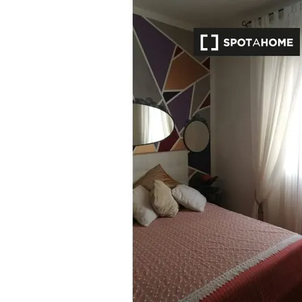 Rent this 3 bed room on Via Novegro in 7/A (Segrate), Via Novegro