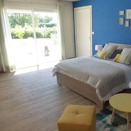 Rent this 5 bed house on 84110 Vaison-la-Romaine