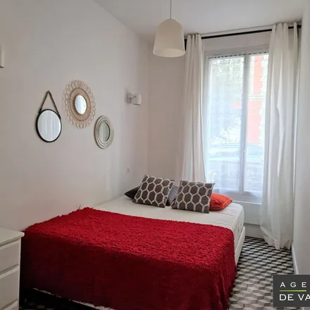 Rent this 3 bed apartment on 56 Rue Sadi Carnot in 92800 Puteaux, France
