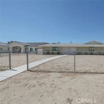 Buy this 5 bed house on 14515 Luna Rd in Victorville, California