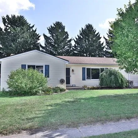 Buy this 3 bed house on 611 Metcalf Drive in Imlay City, Lapeer County