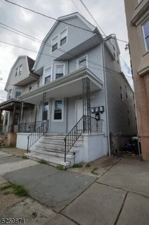 Image 2 - 687 South 20th Street, Newark, NJ 07111, USA - House for sale