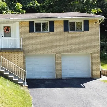 Buy this 3 bed house on 226 Hillendale Road in Highcliff, Ross Township