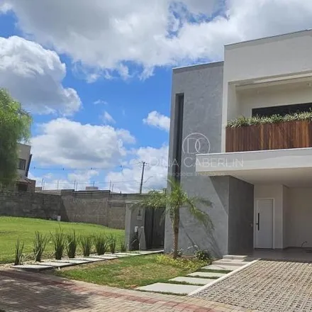 Buy this 4 bed house on Rua Maria Abucarub Antoun in Lon Rita, Londrina - PR