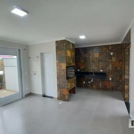 Buy this 3 bed house on Rua das Camélias 878 in Mirandópolis, São Paulo - SP