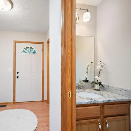 Image 2 - 20598 Twilight Trail, Rogers, MN 55374, USA - Townhouse for sale