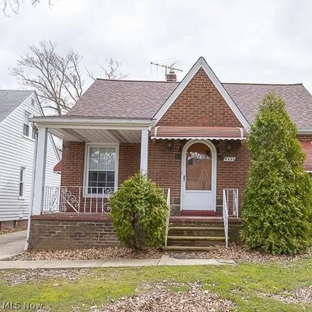 Buy this 3 bed house on 4435 West 58th Street in Cleveland, OH 44144