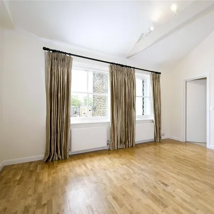 Image 3 - 18 Lowndes Square, London, SW1X 9HA, United Kingdom - Apartment for rent