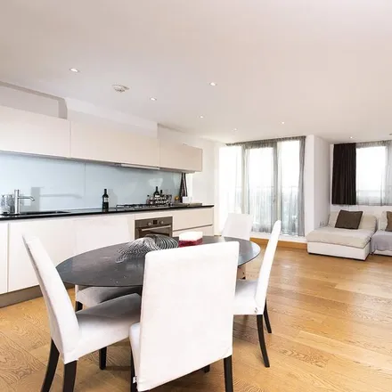 Rent this 2 bed apartment on Royal Free Hospital in Pond Street, London