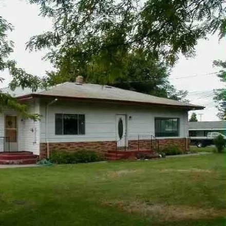 Buy this 3 bed house on unnamed road in Weed, Siskiyou County