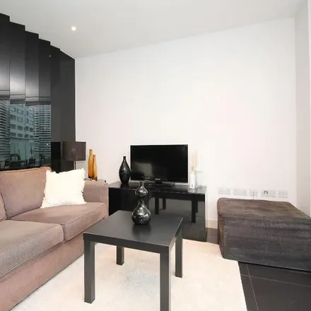 Image 4 - Pan Peninsula, Pan Peninsula Square, Canary Wharf, London, E14 9HA, United Kingdom - Apartment for rent
