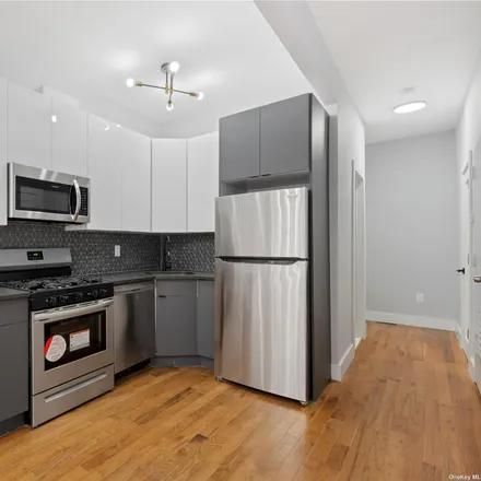 Image 5 - 408 East 136th Street, New York, NY 10454, USA - Townhouse for sale