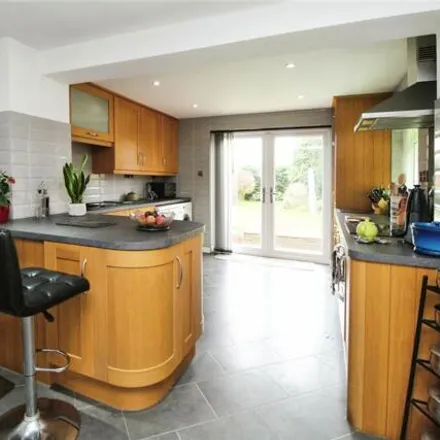 Image 3 - Dinants Crescent, Colchester, CO6 1XS, United Kingdom - House for sale