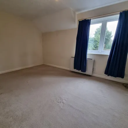 Rent this 2 bed townhouse on Deepdale Close in West Bridgford, NG2 6PH