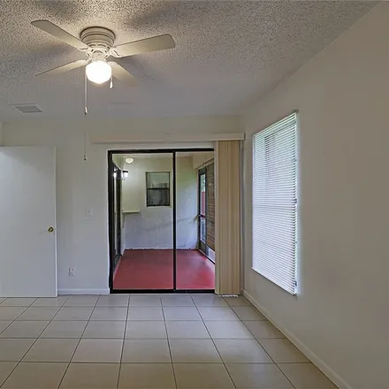 Image 8 - 2320 Southeast 6th Lane, Cape Coral, FL 33990, USA - Duplex for rent