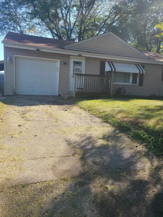 Buy this 3 bed house on 2601 18th Street in Green View Heights, Rockford