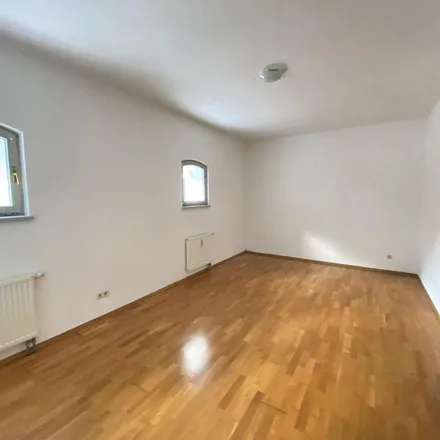 Rent this 3 bed apartment on Stadtpfarrkirche Grieskrichen in L525, 4710 Grieskirchen