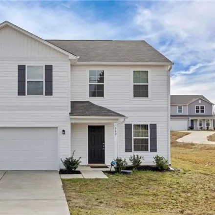 Buy this 4 bed house on 624 Blackberry Road in Davidson County, NC 27360