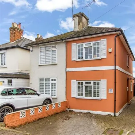 Buy this 3 bed duplex on Southgate Road in Potters Bar, EN6 5EX