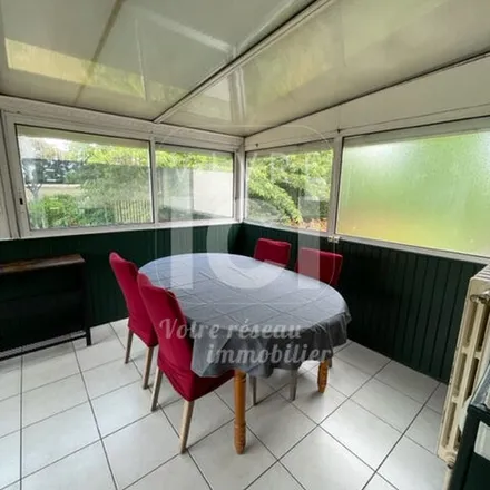 Rent this 1 bed apartment on 8 Rue Charles de Gaulle in 49130 Les Ponts-de-Cé, France