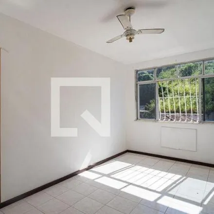 Rent this 2 bed apartment on Rua Manoel Ladeira in Fonseca, Niterói - RJ