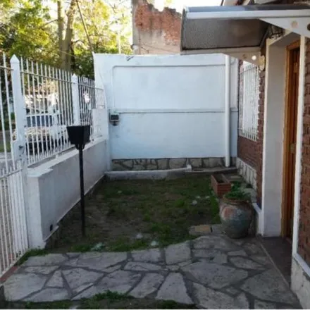 Buy this 2 bed house on Manuel Baliña 624 in Partido de Lomas de Zamora, 1870 Lomas de Zamora