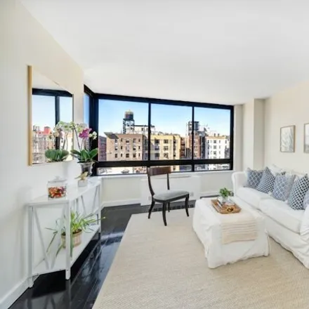 Image 2 - The Bromley, 225 West 83rd Street, New York, NY 10024, USA - Condo for sale