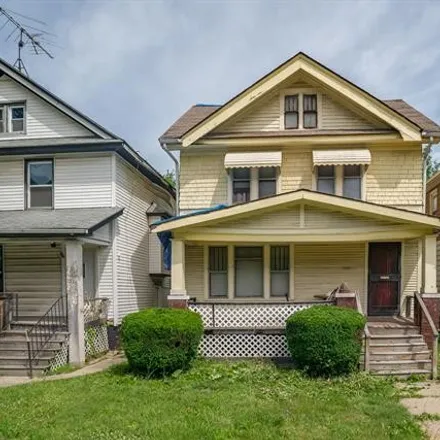 Buy this 3 bed house on 1530 Hazelwood Street in Detroit, MI 48206