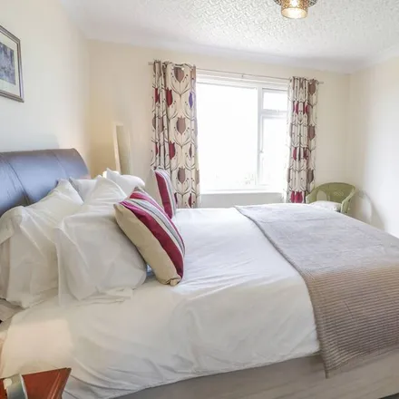 Rent this 2 bed townhouse on Dyffryn Ardudwy in LL44 2DN, United Kingdom