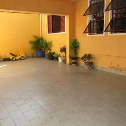 Buy this 5 bed house on Rua Promissão in Jardim Itapuã, Piracicaba - SP