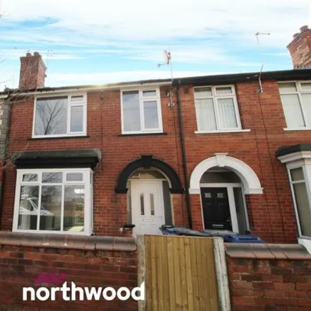 Rent this 3 bed townhouse on St Francis Xavier Catholic Primary School in Bainbridge Road, Doncaster
