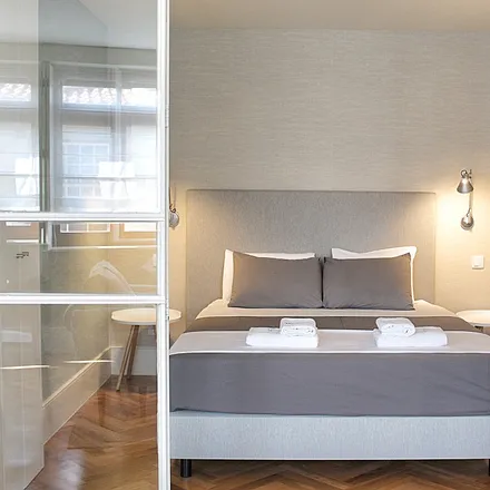 Rent this 1 bed apartment on Sport Clube Vasco da Gama in Rua do Sol, 4000-529 Porto