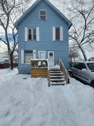 Buy this 5 bed house on 973 Jackson Street in Saginaw, MI 48602