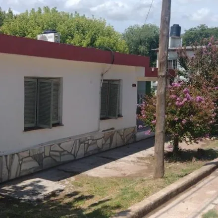 Buy this 3 bed house on San Cayetano in Villa Bustos, Santa María