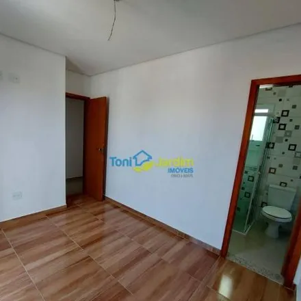 Buy this 2 bed apartment on Rua Nilde in Vila Camilópolis, Santo André - SP