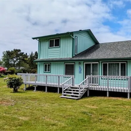 Buy this 3 bed house on 31300 O Place in Pacific County, WA 98637