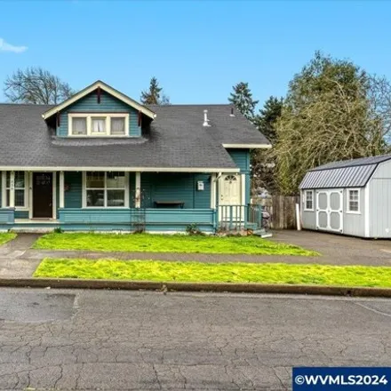 Buy this 2 bed house on 838 Takena Street Southwest in Albany, OR 97321
