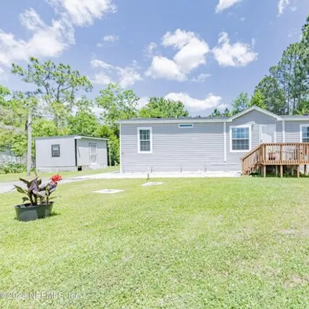 Buy this studio apartment on Maverick Road in Clay County, FL 32068
