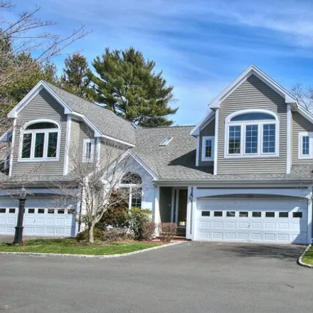 Buy this 3 bed house on 198 Hilary Circle in Fairfield, CT 06825