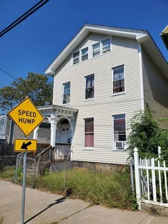 Buy this 6 bed house on Howard Avenue in New Haven, CT 06519