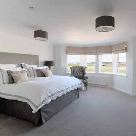 Rent this 4 bed apartment on Prestwick in KA9 1LA, United Kingdom