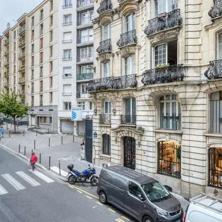 Image 4 - 28 Rue de Boulainvilliers, 75016 Paris, France - Apartment for rent