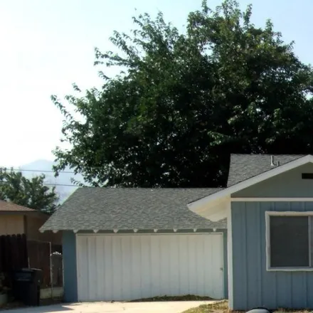 Buy this 3 bed house on 6264 Lynch Canyon Drive in Mountain Mesa, Kern County