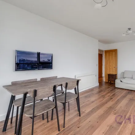 Image 6 - Switch House, 4 Blackwall Way, London, E14 9QS, United Kingdom - Apartment for rent