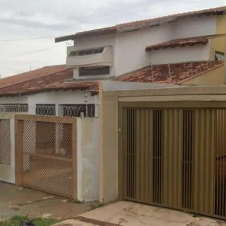 Rent this studio house on Rua Doutor Bezerra de Menezes in Planalto, Campo Grande - MS