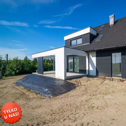 Buy this 6 bed house on 120 in 32-020 Chorągwica, Poland