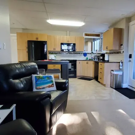 Image 2 - Prince George, BC V2N 6T5, Canada - House for rent
